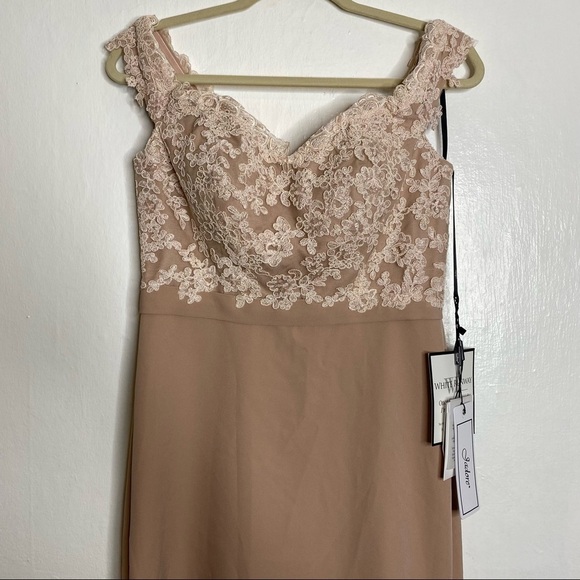 NWT Isadora Lace Gown by Jadore -Latte Size 10‎ - Picture 4 of 12